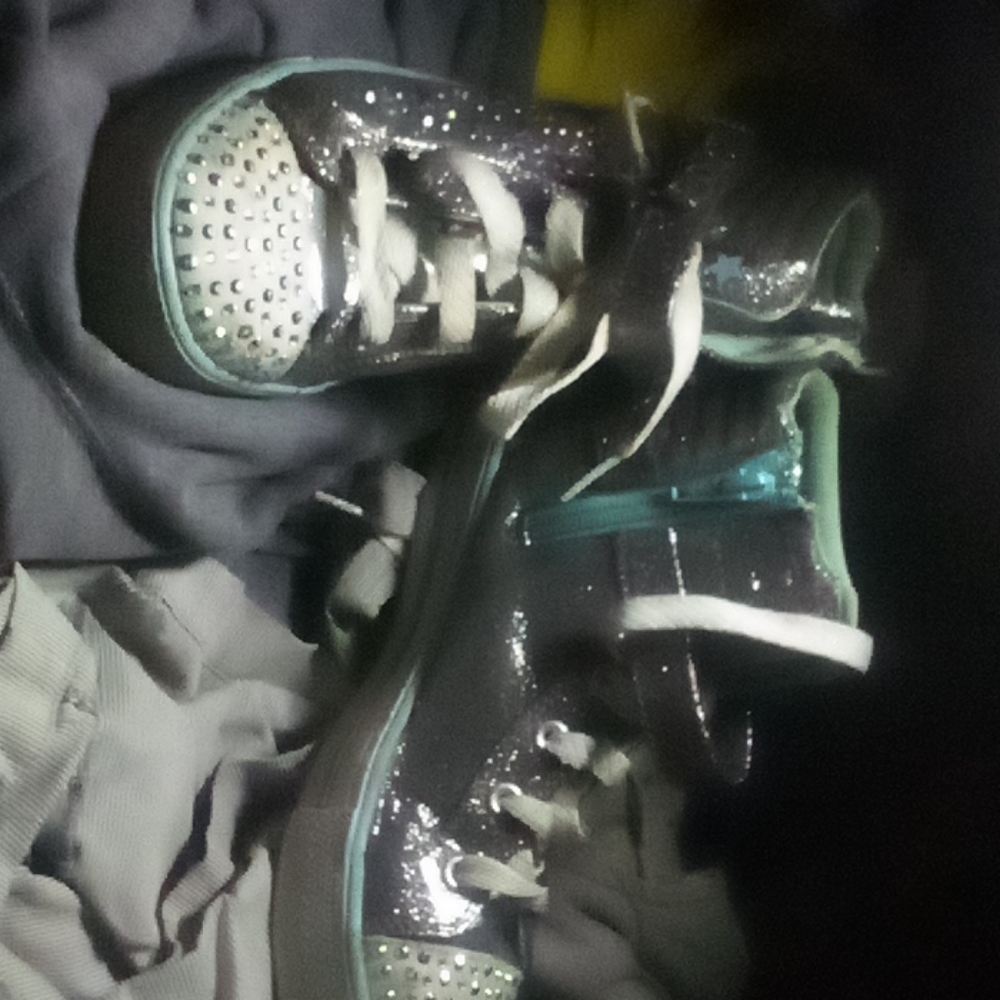 Sz 2 sketchers twinkle toes